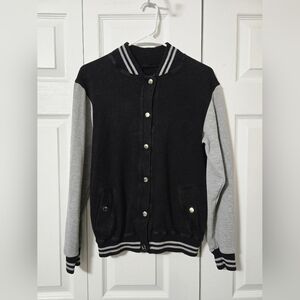 Black & Gray Snap Closed Letterman Style Sweatshirt/Jacket with Pockets, Small